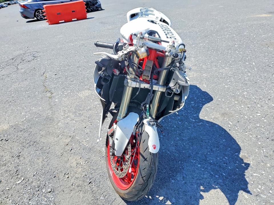 Продажа на аукционе авто 2012 Ducati Superbike, vin: ZDM1XBMV7CB019028, номер лота: 57536856