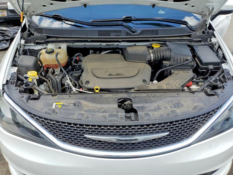 57577006 :رقم المزاد ، 2C4RC1DG1MR515340 vin ، 2021 Chrysler Voyager مزاد بيع