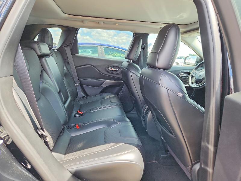 56958726 :رقم المزاد ، 1C4PJMDXXLD613797 vin ، 2020 Jeep Cherokee مزاد بيع