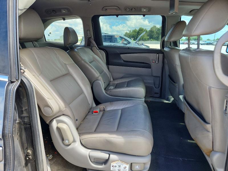 57386396 :رقم المزاد ، 5FNRL5H61DB023055 vin ، 2013 Honda Odyssey مزاد بيع