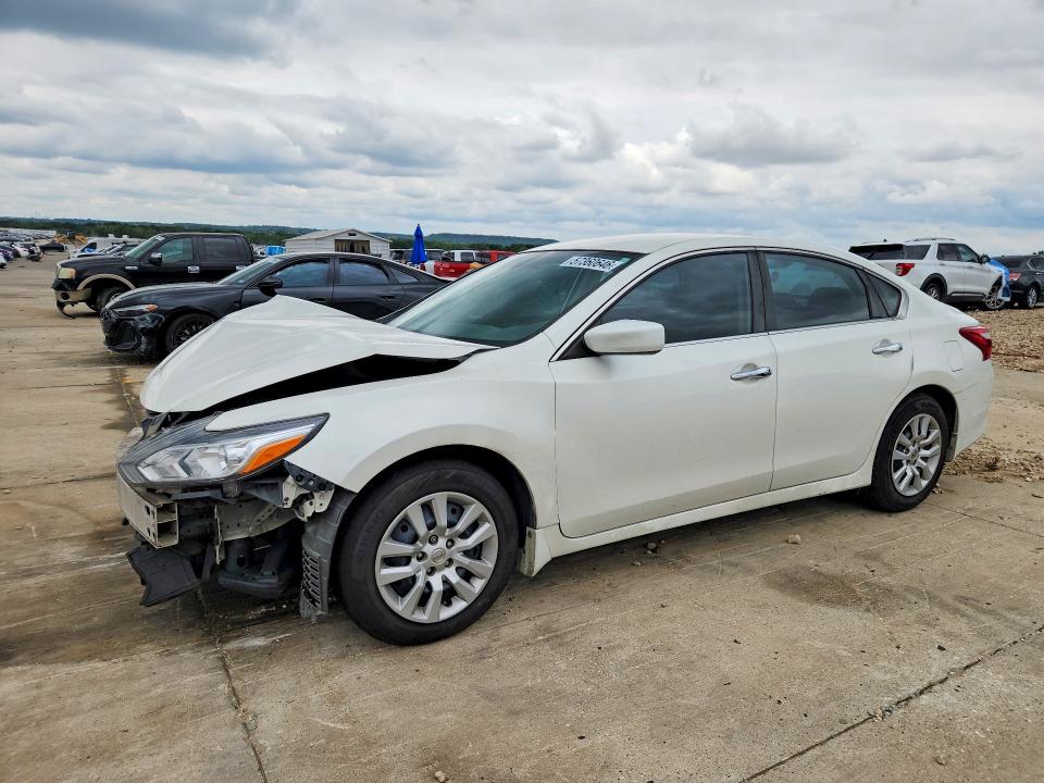 Продажа на аукционе авто 2016 Nissan Altima, vin: 1N4AL3AP0GN365399, номер лота: 57360646