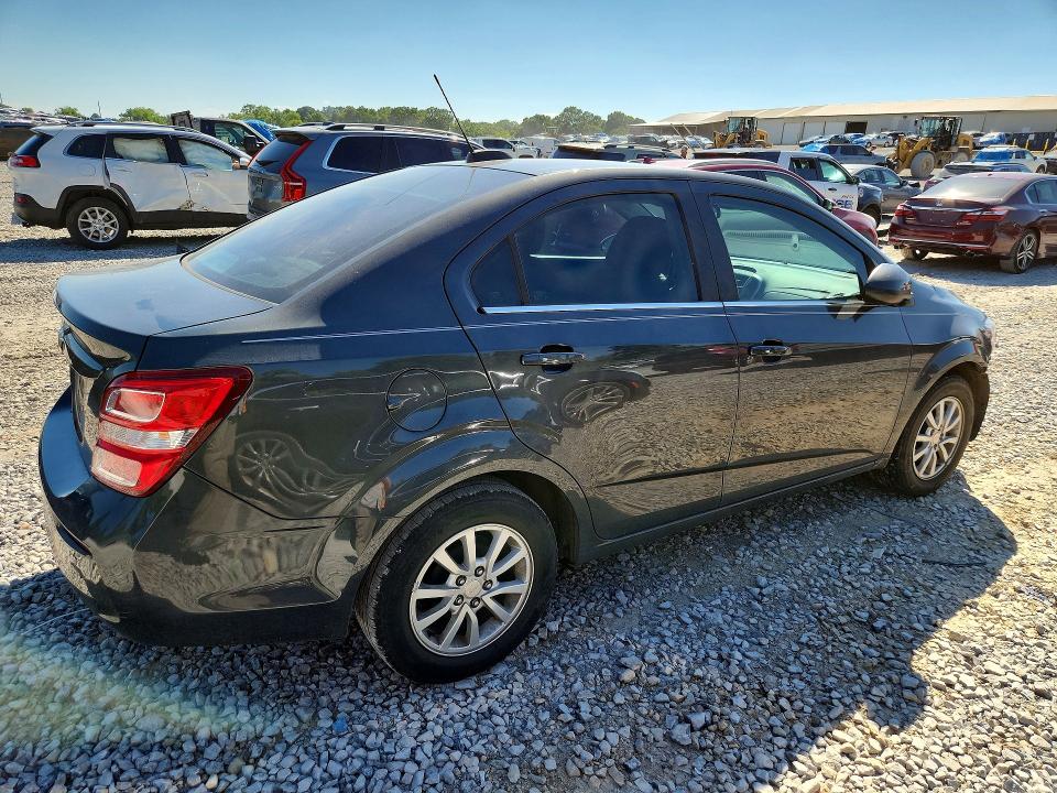 55779346 :رقم المزاد ، 1G1JD5SH6H4137773 vin ، 2017 Chevrolet Sonic مزاد بيع