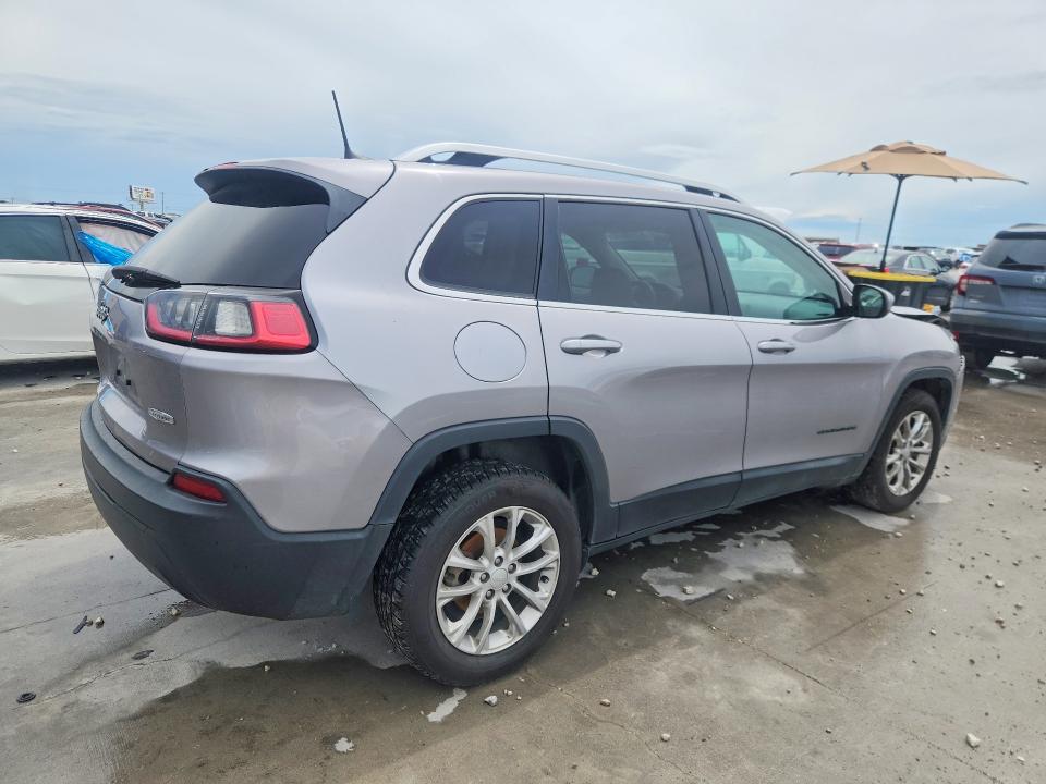 57598616 :رقم المزاد ، 1C4PJLCB3KD203857 vin ، 2019 Jeep Cherokee مزاد بيع