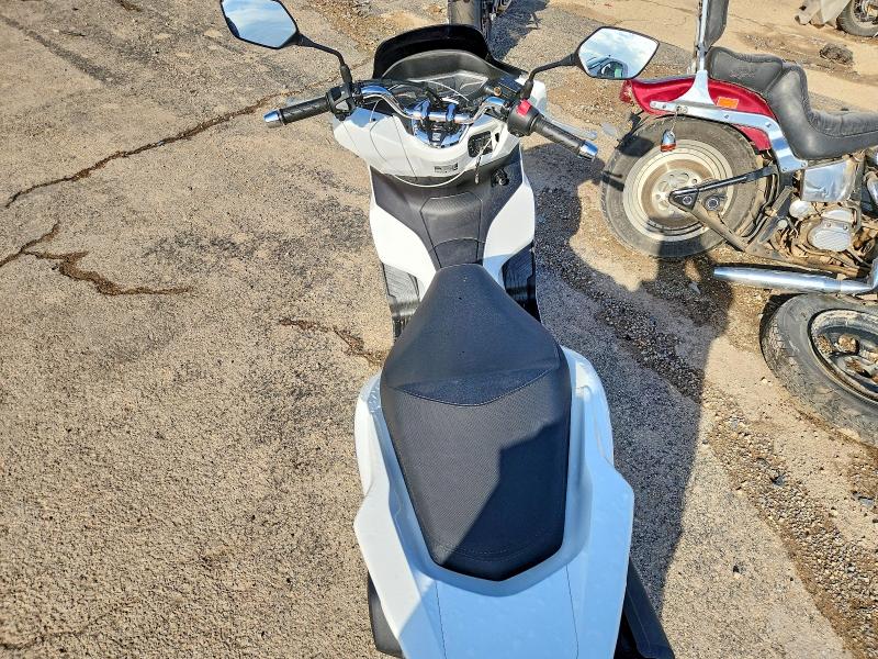 55573326 :رقم المزاد ، RLHKF4702NY100288 vin ، 2022 Honda Ww150 مزاد بيع