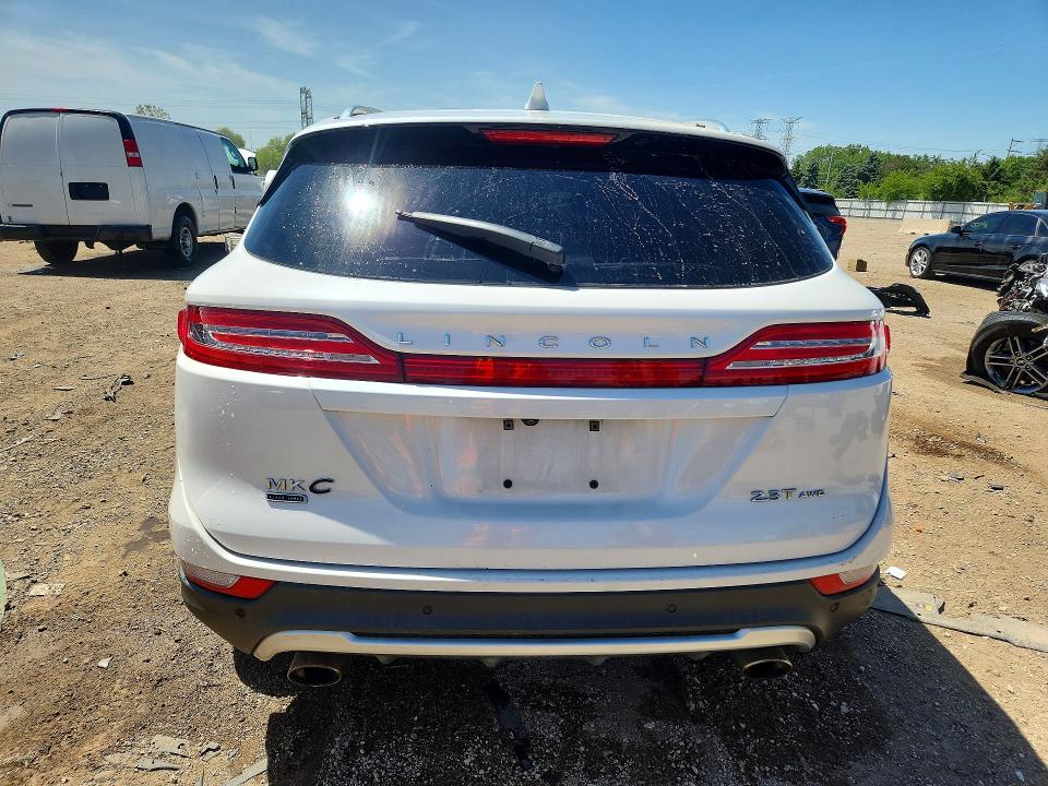55865266 :رقم المزاد ، 5LMTJ4DH5HUL07629 vin ، 2017 Lincoln Mkc مزاد بيع