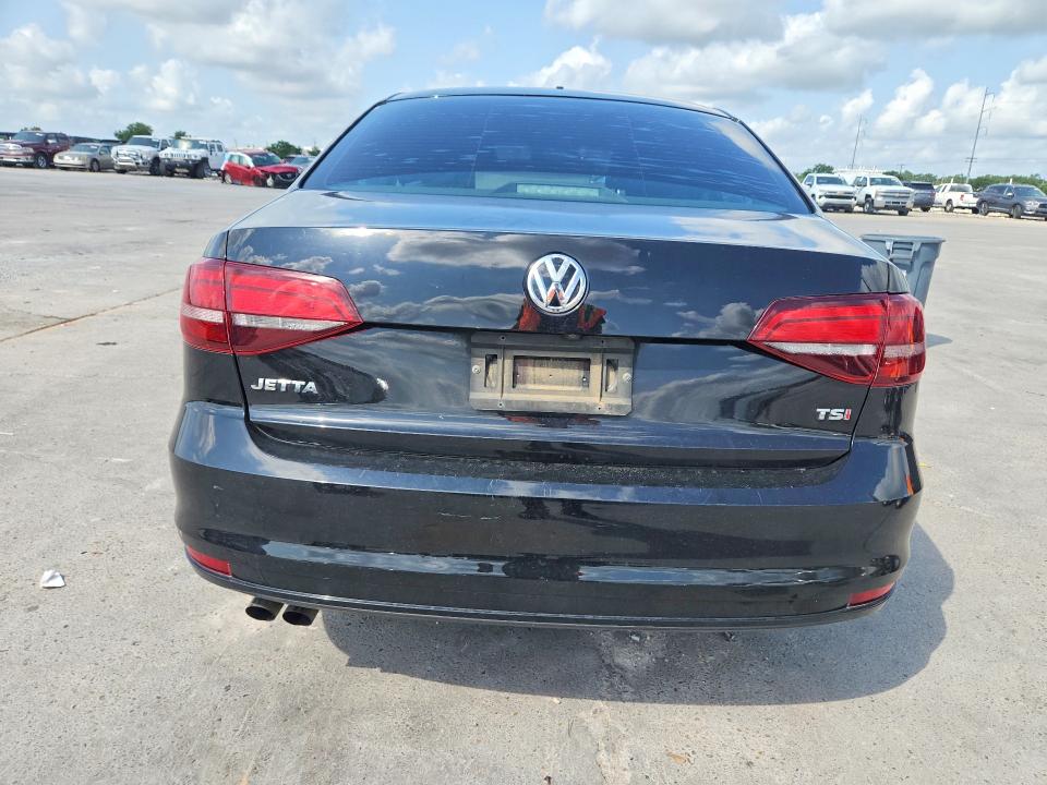 58795016 :رقم المزاد ، 3VW2B7AJ1HM227156 vin ، 2017 Volkswagen Jetta مزاد بيع