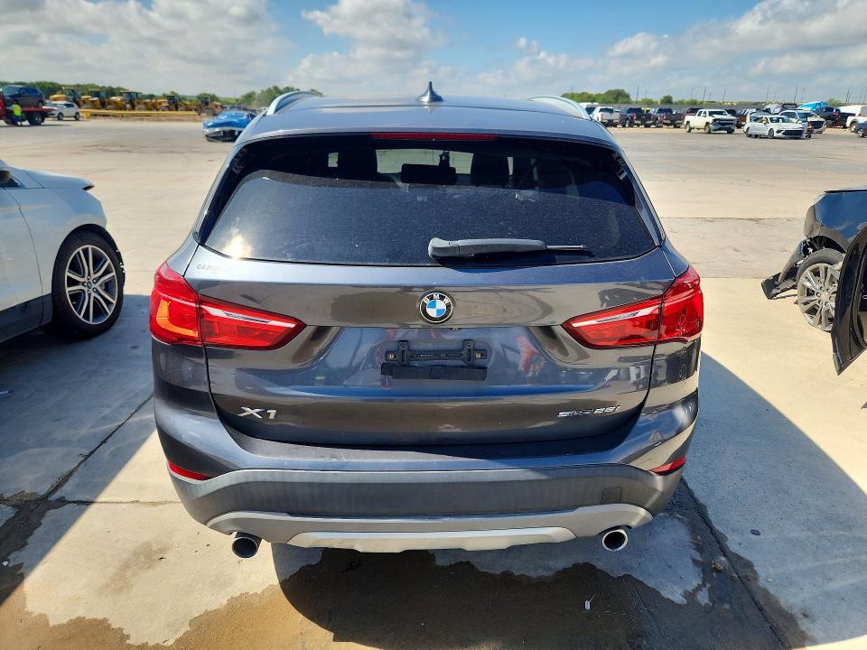 2018 Bmw X1 მანქანა იყიდება აუქციონზე, vin: WBXHU7C30J5L09402, აუქციონის ნომერი: 57751556