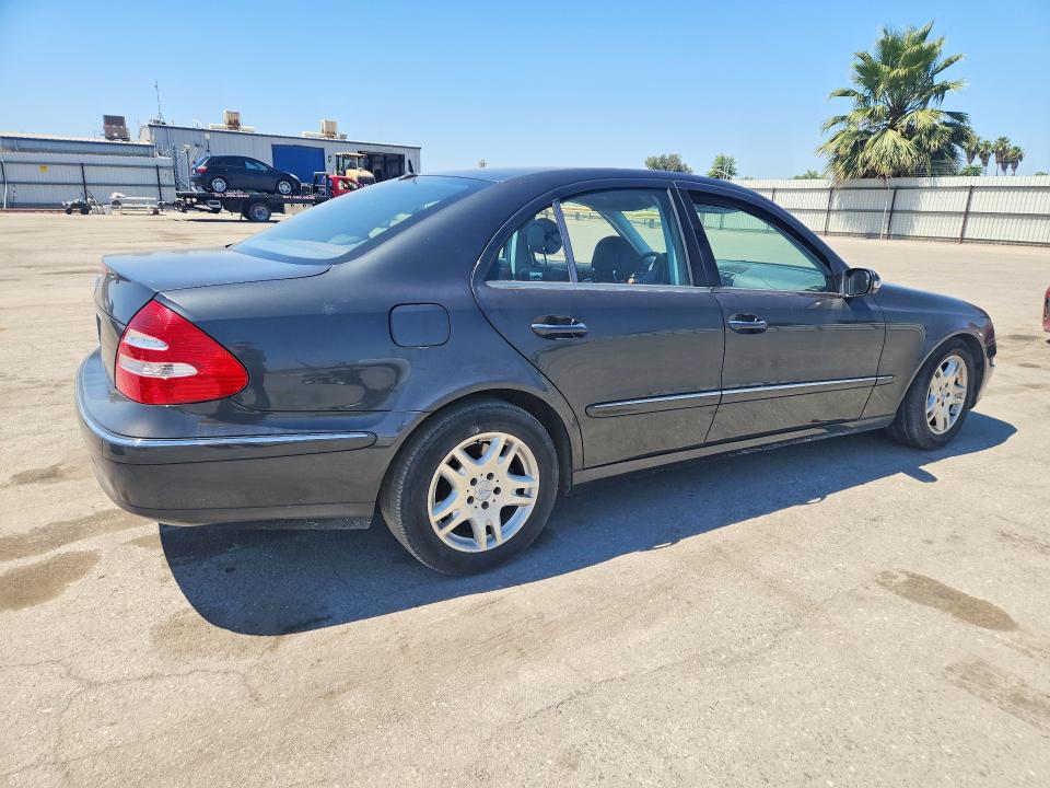 2003 Mercedes-benz E მანქანა იყიდება აუქციონზე, vin: WDBUF65J13A294817, აუქციონის ნომერი: 57065336