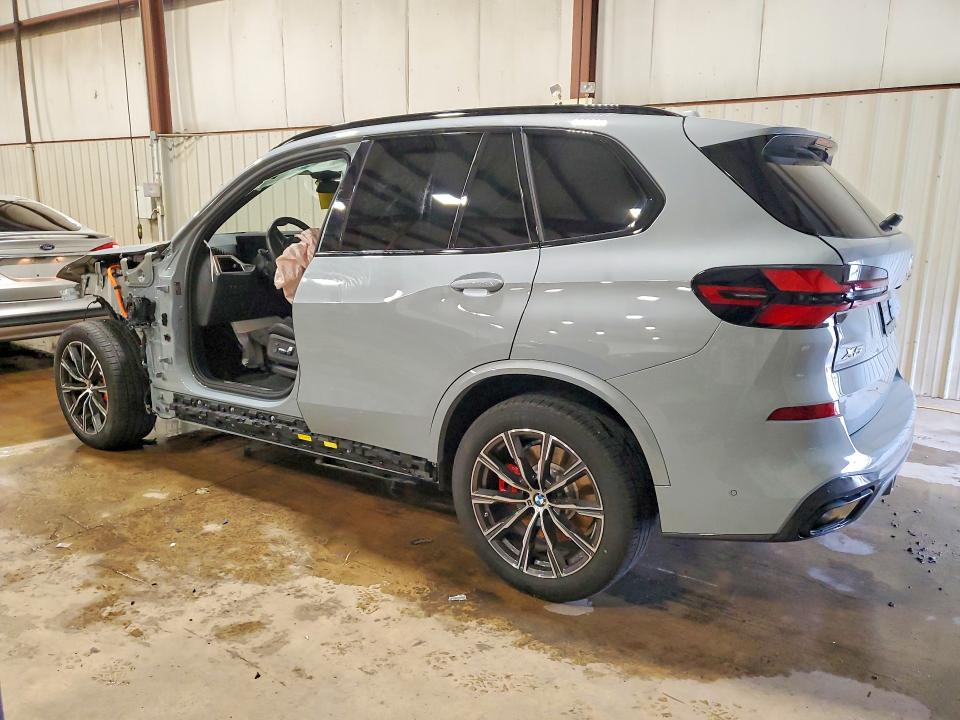 56946086 :رقم المزاد ، 5UX43EU02T9063521 vin ، 2026 Bmw X5 مزاد بيع