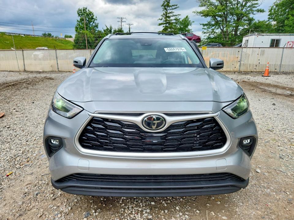 Aukcja sprzedaży 2022 Toyota Highlander, vin: 5TDHZRBH4NS577943, numer aukcji: 58047976