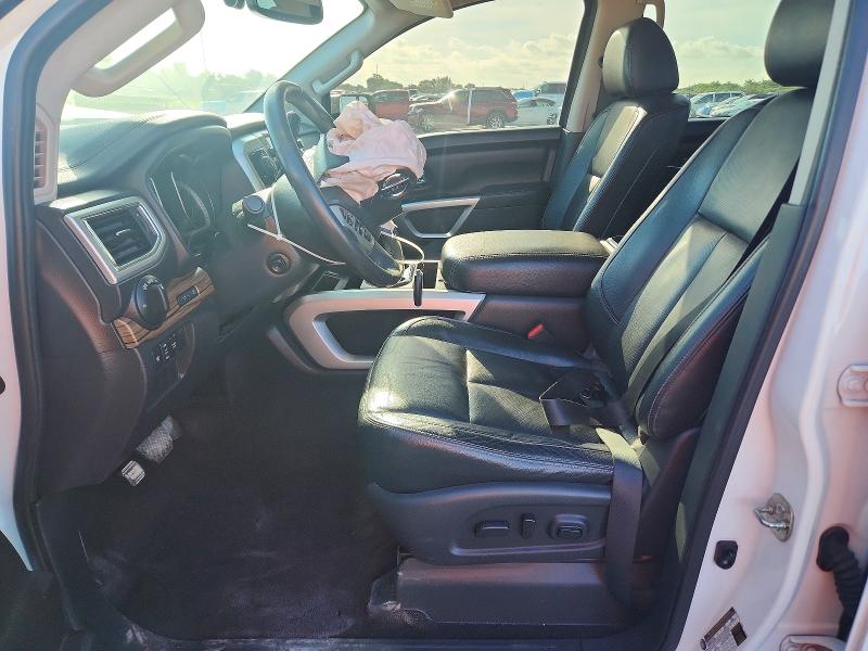56511606 :رقم المزاد ، 1N6AA1E69HN571874 vin ، 2017 Nissan Titan مزاد بيع