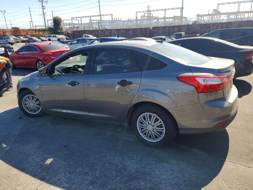 57847696 :رقم المزاد ، 1FADP3E23EL453856 vin ، 2014 Ford Focus مزاد بيع