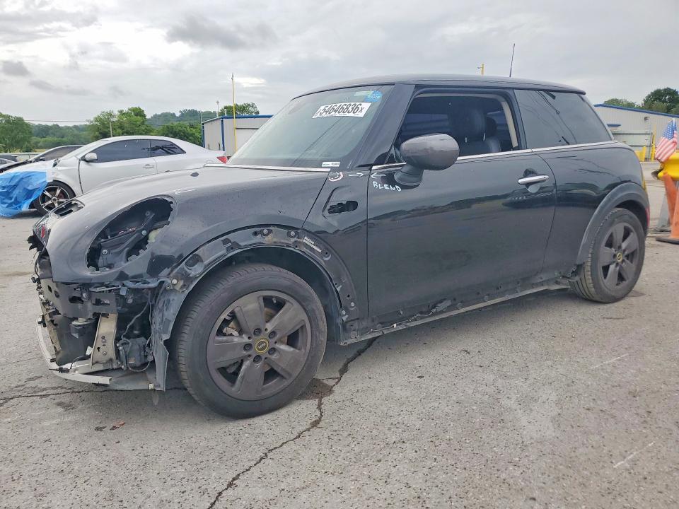 Продаж на аукціоні авто 2021 Mini Cooper, vin: WMWXP3C04M2N97801, номер лоту: 54646836
