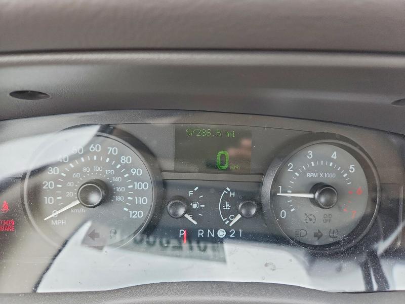 2008 Mercury Grand Marquis მანქანა იყიდება აუქციონზე, vin: 2MEFM75VX8X628994, აუქციონის ნომერი: 57236346