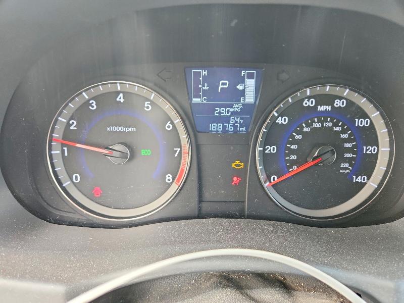 56100166 :رقم المزاد ، KMHCT4AEXFU825384 vin ، 2015 Hyundai Accent مزاد بيع