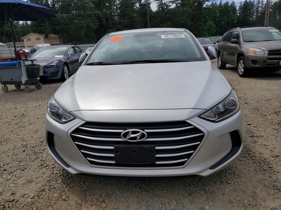 56110056 :رقم المزاد ، 5NPD74LF7JH342263 vin ، 2018 Hyundai Elantra مزاد بيع