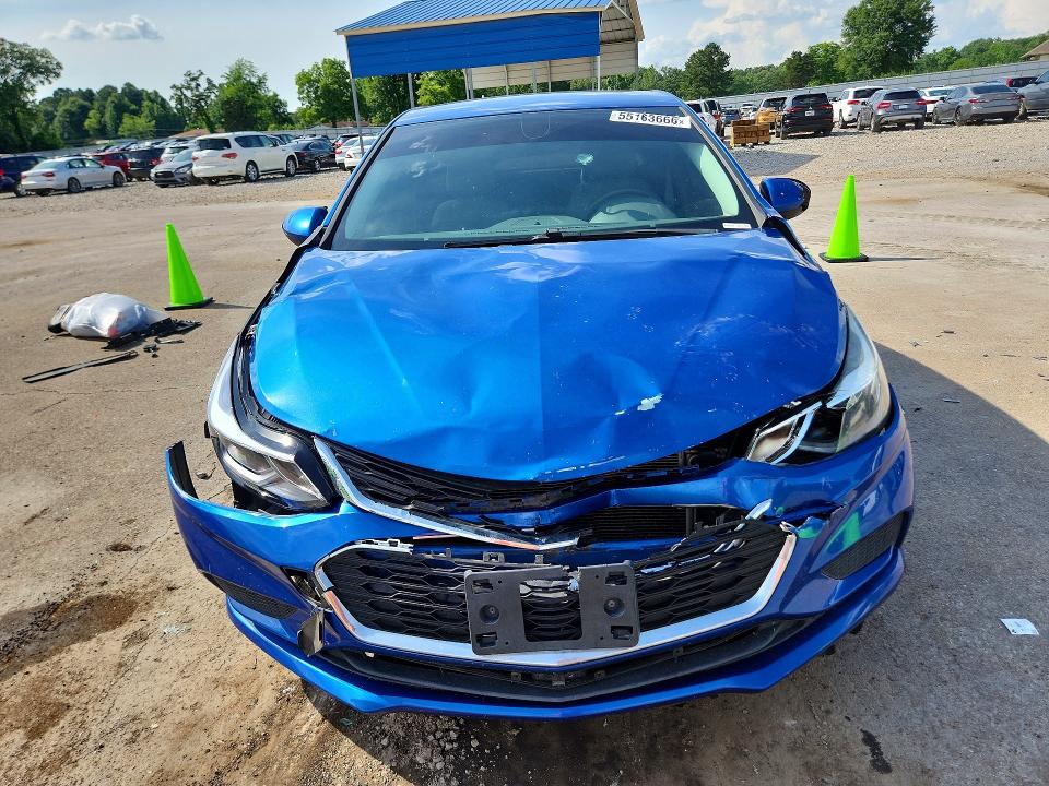 55163666 :رقم المزاد ، 3G1BE5SM3HS522903 vin ، 2017 Chevrolet Cruze مزاد بيع
