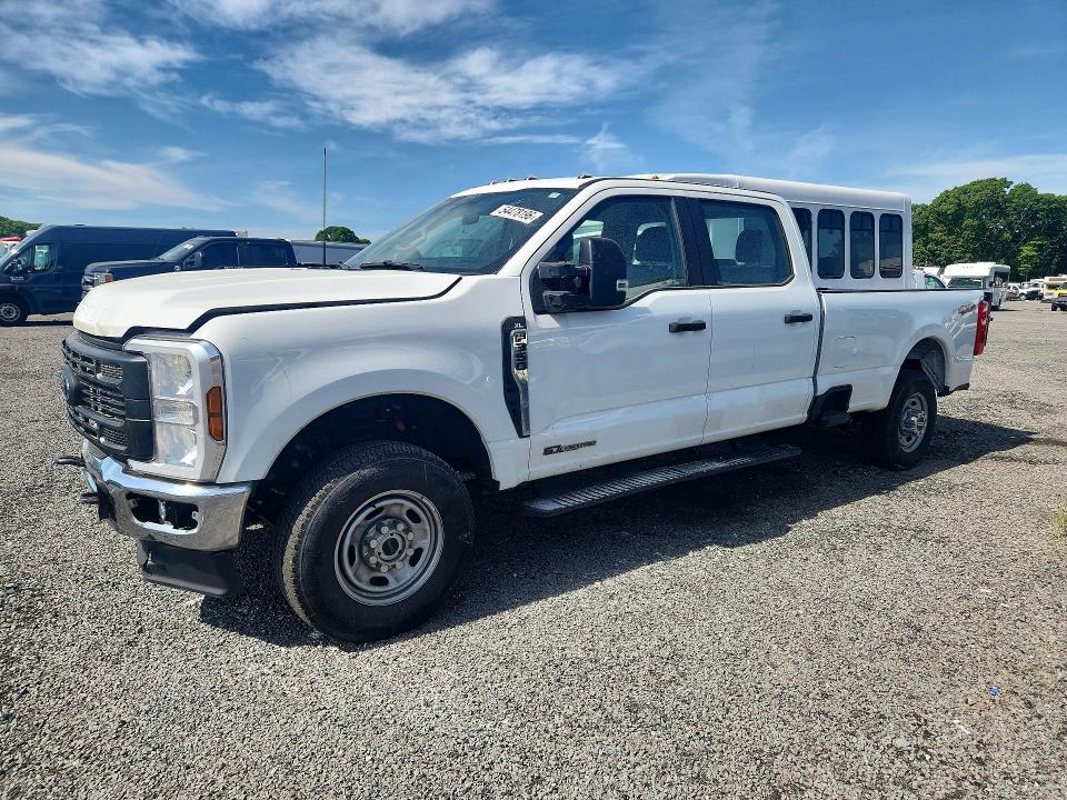 2025 Ford F350 მანქანა იყიდება აუქციონზე, vin: 1FT8W3BT4SEC71000, აუქციონის ნომერი: 54478196