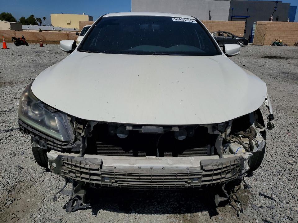 55451036 :رقم المزاد ، 1HGCR2F58HA244097 vin ، 2017 Honda Accord مزاد بيع