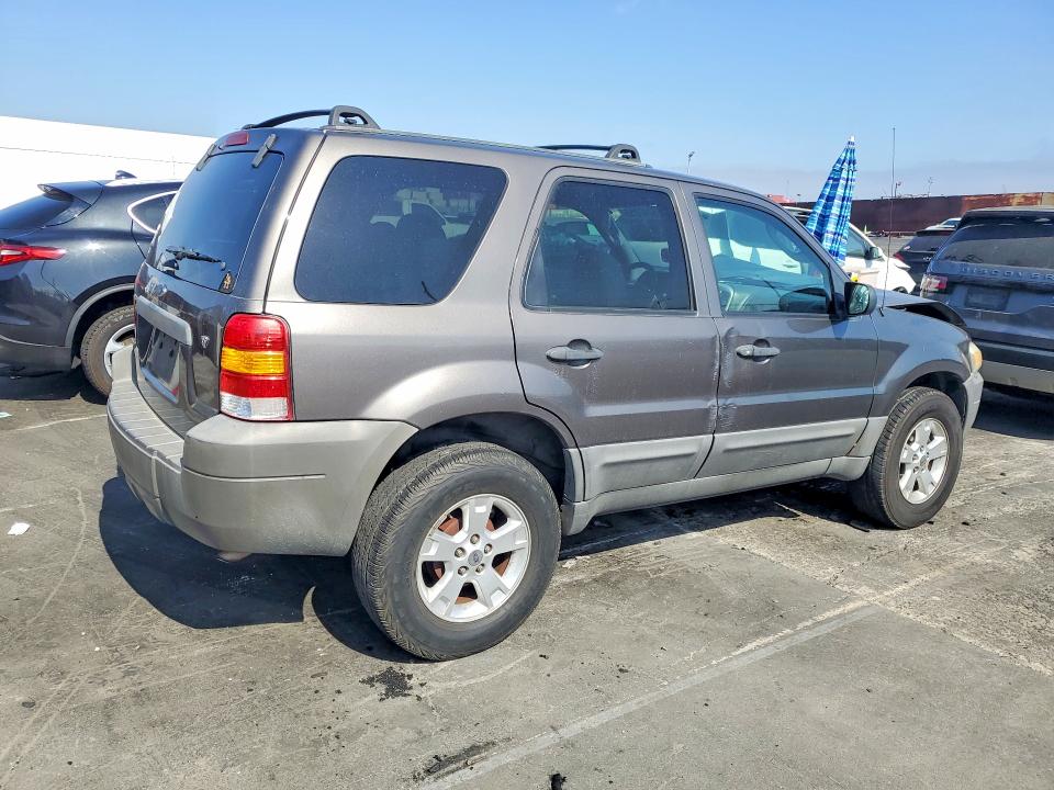 56247256 :رقم المزاد ، 1FMYU03166KD54397 vin ، 2006 Ford Escape مزاد بيع