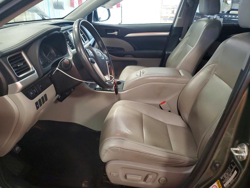 55776886 :رقم المزاد ، 5TDJZRFH4KS724656 vin ، 2019 Toyota Highlander مزاد بيع