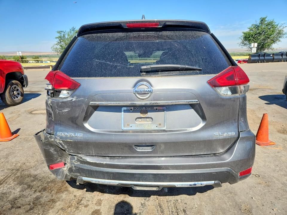 56165956 :رقم المزاد ، JN8AT2MV4JW305372 vin ، 2018 Nissan Rogue مزاد بيع