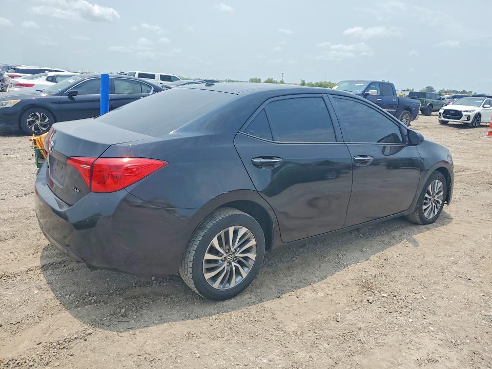 57887606 :رقم المزاد ، 5YFBURHE3JP840962 vin ، 2018 Toyota Corolla مزاد بيع