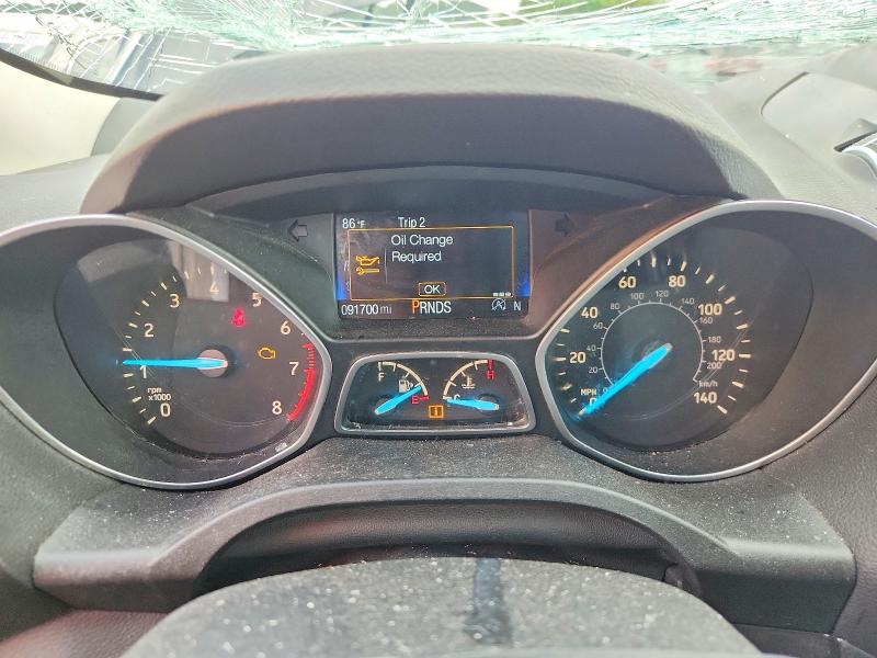 56497636 :رقم المزاد ، 1FMCU0J99HUC13561 vin ، 2017 Ford Escape مزاد بيع
