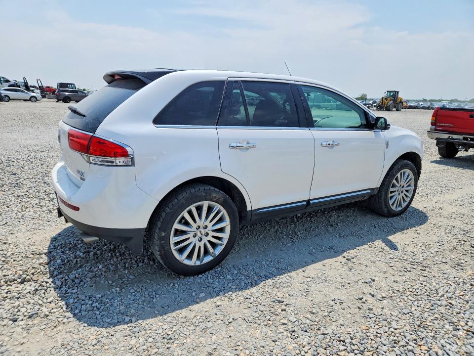 58575916 :رقم المزاد ، 2LMDJ8JK6FBL31394 vin ، 2015 Lincoln Mkx مزاد بيع