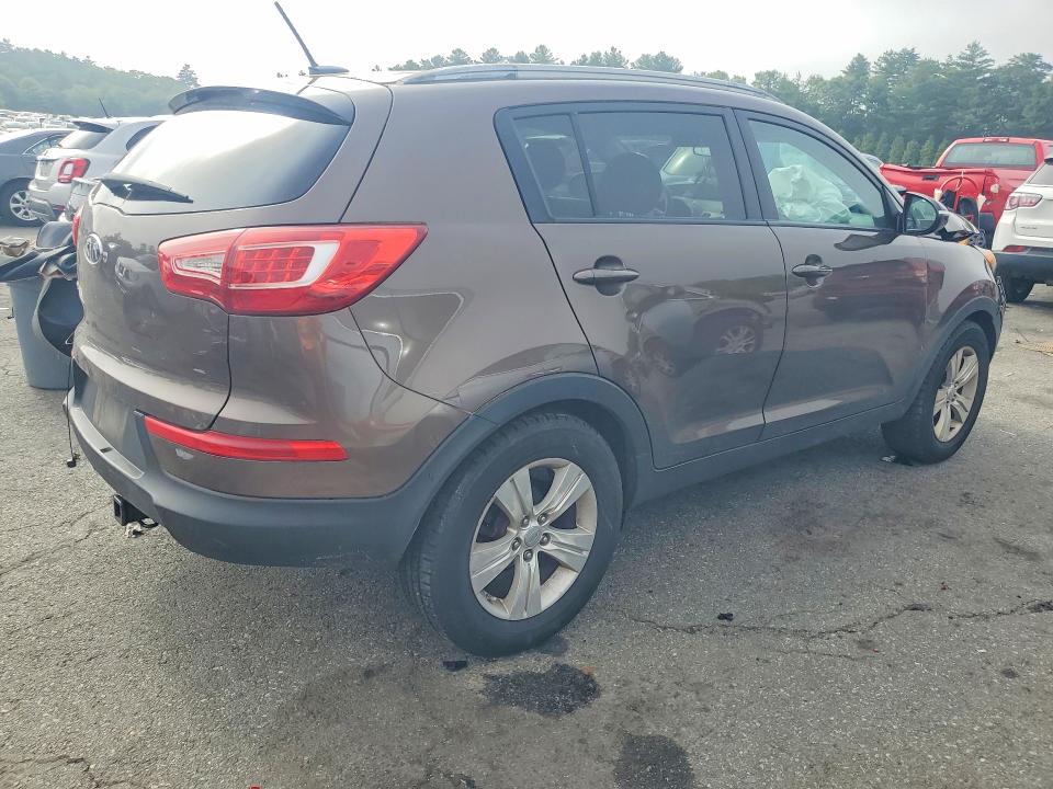 2011 Kia Sportage მანქანა იყიდება აუქციონზე, vin: KNDPB3A23B7034275, აუქციონის ნომერი: 56828386