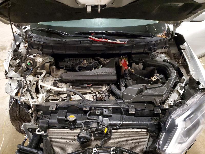 56611086 :رقم المزاد ، KNMAT2MV4HP582491 vin ، 2017 Nissan Rogue مزاد بيع