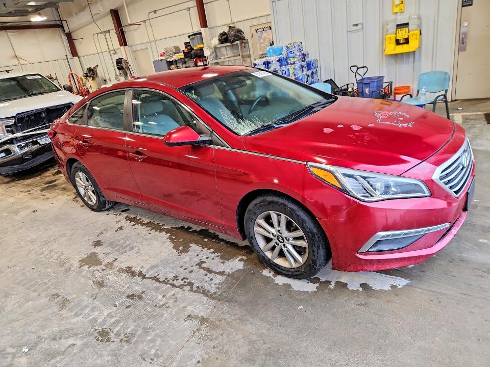 2015 Hyundai Sonata მანქანა იყიდება აუქციონზე, vin: 5NPE24AF5FH077775, აუქციონის ნომერი: 57045436