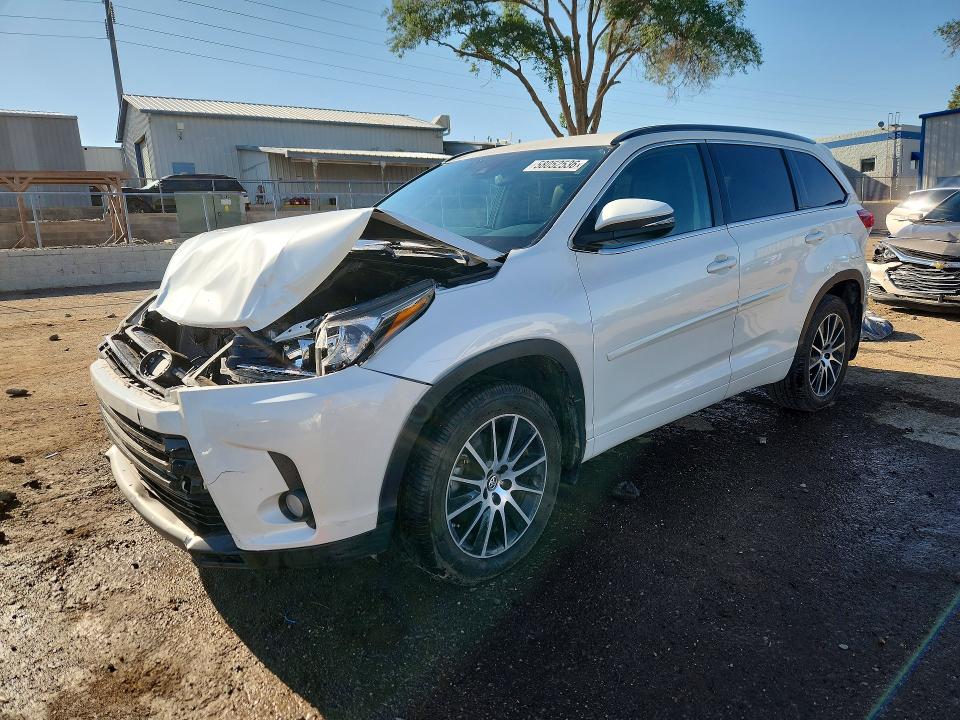 Aukcja sprzedaży 2018 Toyota Highlander, vin: 5TDJZRFH0JS551636, numer aukcji: 58052536