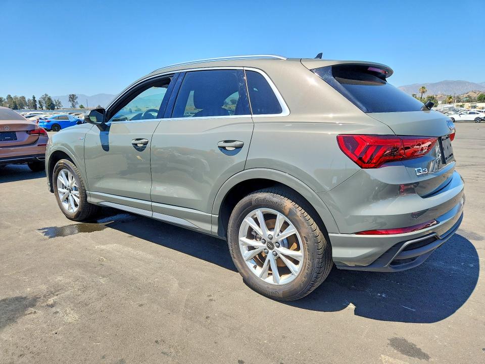 57241556 :رقم المزاد ، WA1DECF38S1087157 vin ، 2025 Audi Q3 مزاد بيع