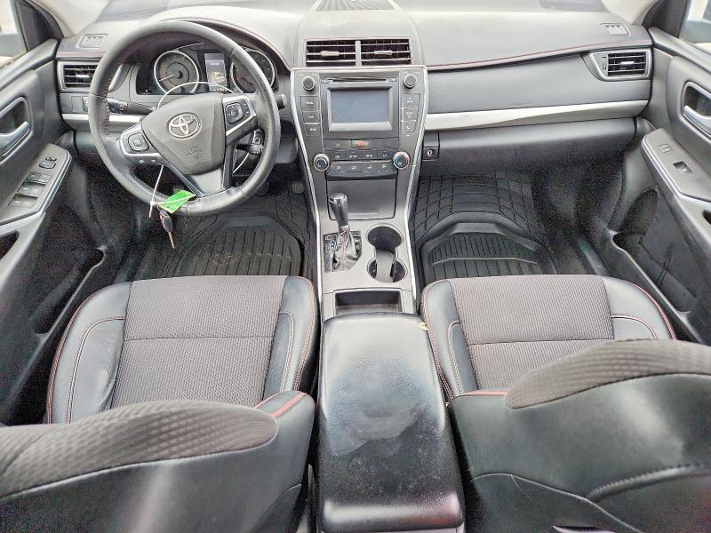 57200156 :رقم المزاد ، 4T1BF1FK3HU808848 vin ، 2017 Toyota Camry مزاد بيع