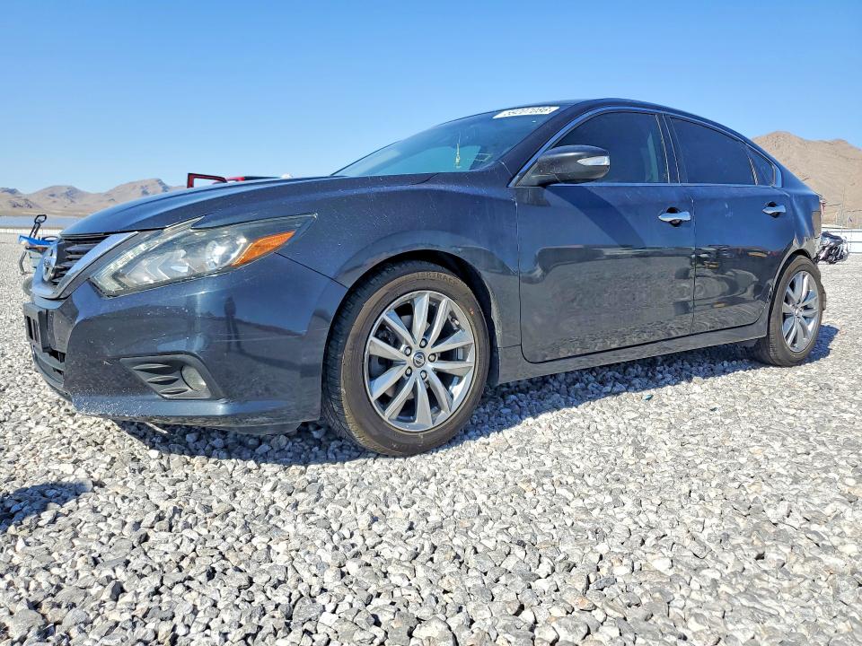Продажа на аукционе авто 2017 Nissan Altima, vin: 1N4AL3AP1HC116378, номер лота: 59207086