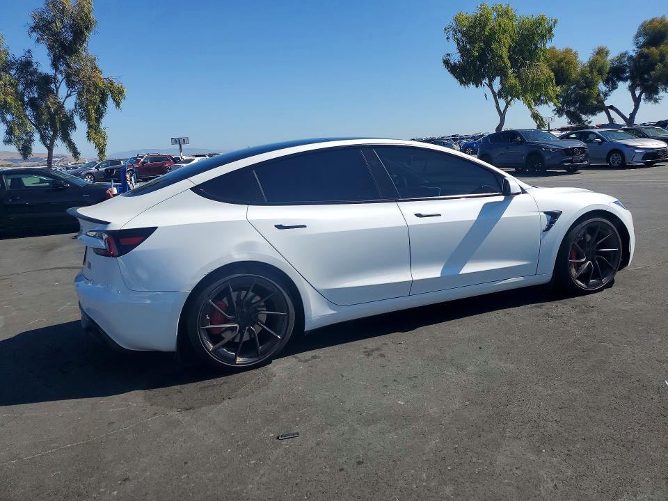 56098966 :رقم المزاد ، 5YJ3E1ET1RF827771 vin ، 2024 Tesla Model 3 مزاد بيع