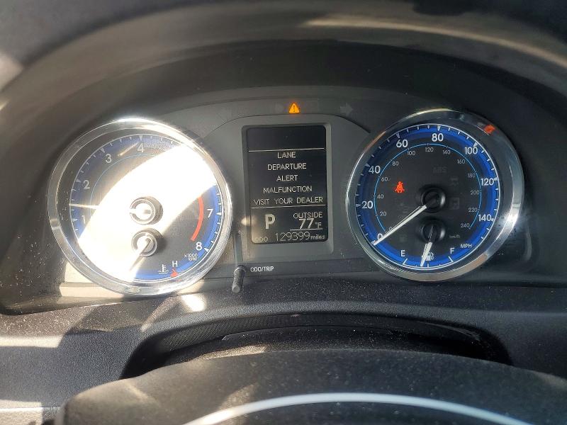 Продажа на аукционе авто 2018 Toyota Corolla, vin: 2T1BURHE7JC981937, номер лота: 57175316