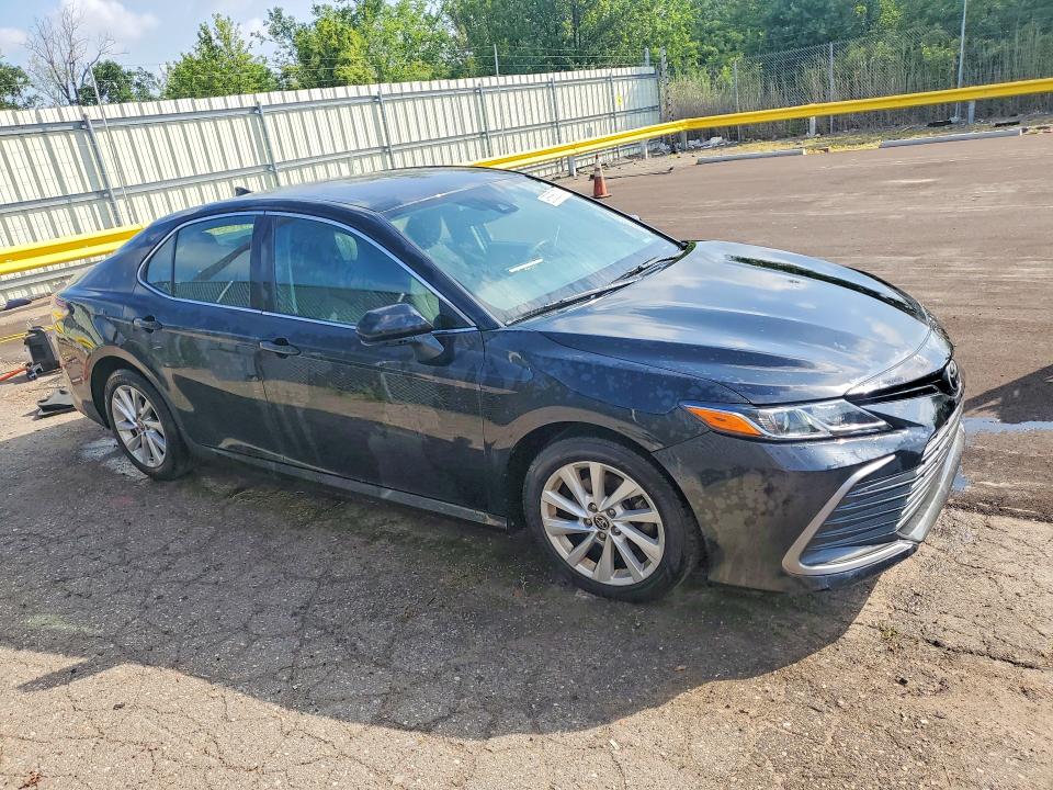 2022 Toyota Camry მანქანა იყიდება აუქციონზე, vin: 4T1R11AK3NU694799, აუქციონის ნომერი: 95585075
