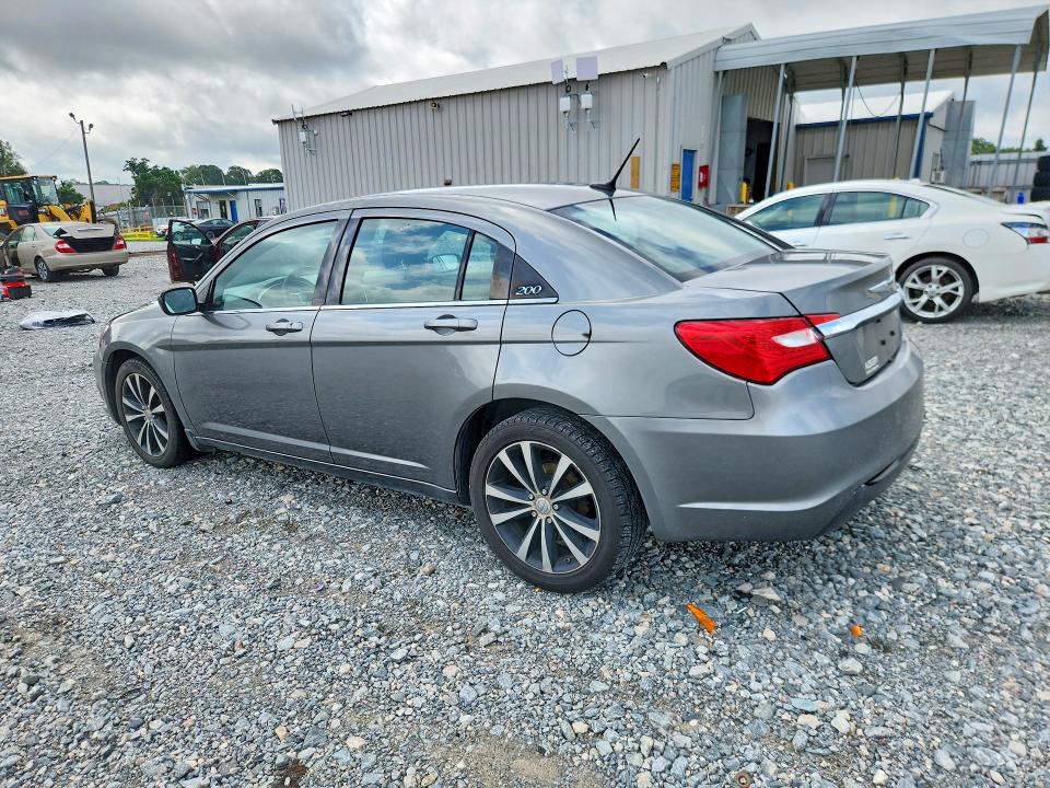 2013 Chrysler 200 მანქანა იყიდება აუქციონზე, vin: 1C3CCBCG2DN693529, აუქციონის ნომერი: 58185386