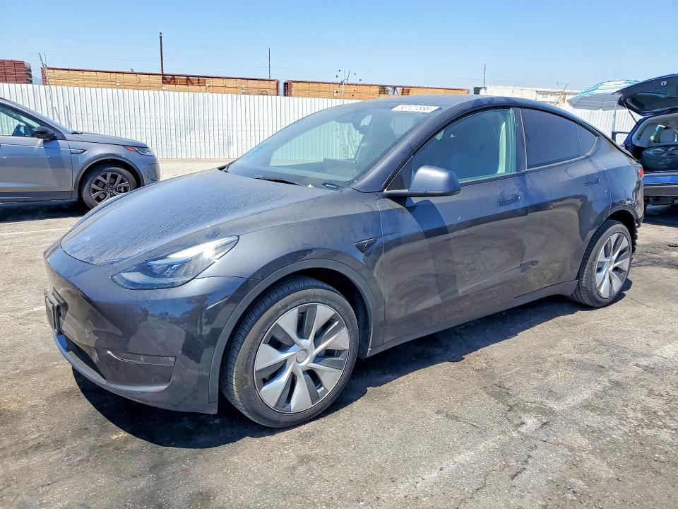 Auction sale of the 2024 Tesla Model Y, vin: 7SAYGAEE8RF037534, lot number: 56101566