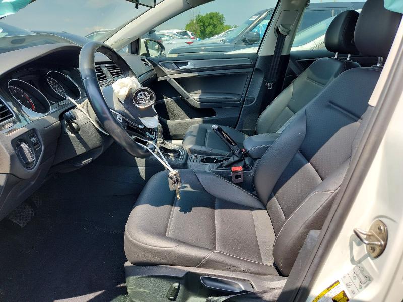 56243836 :رقم المزاد ، 3VWG17AUXJM254770 vin ، 2018 Volkswagen Golf مزاد بيع