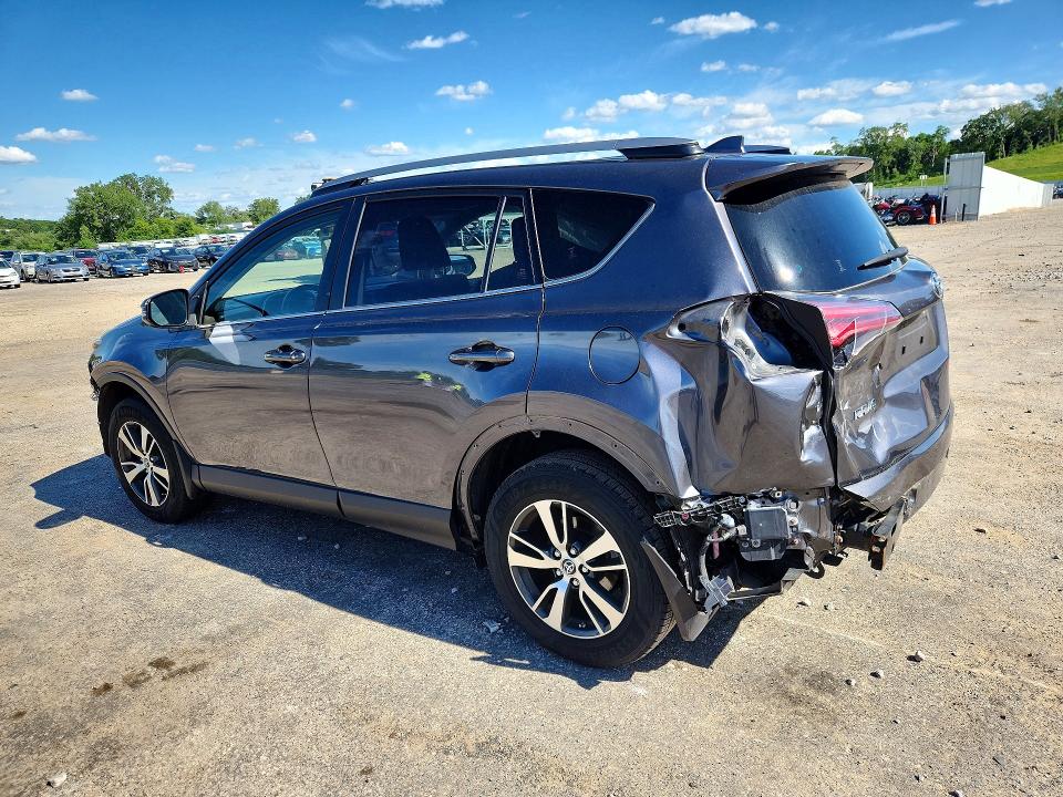 Продаж на аукціоні авто 2018 Toyota Rav4, vin: JTMRFREV1JJ192099, номер лоту: 57529266