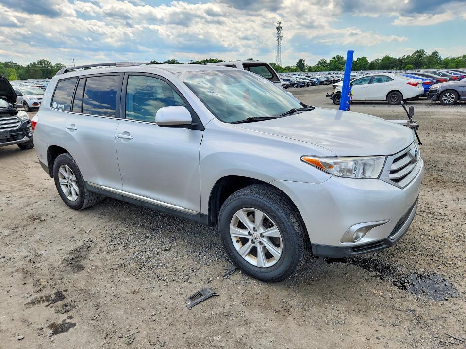 Продажа на аукционе авто 2011 Toyota Highlander, vin: 5TDBK3EH1BS073204, номер лота: 57929216