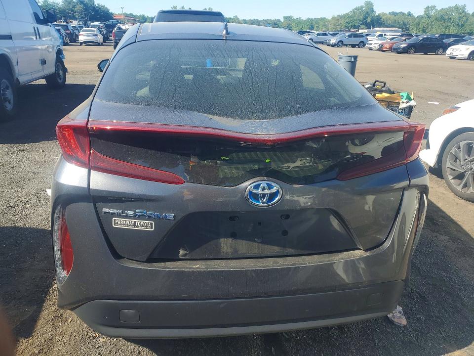 2017 Toyota Prius Prime მანქანა იყიდება აუქციონზე, vin: JTDKARFP4H3038727, აუქციონის ნომერი: 55561136