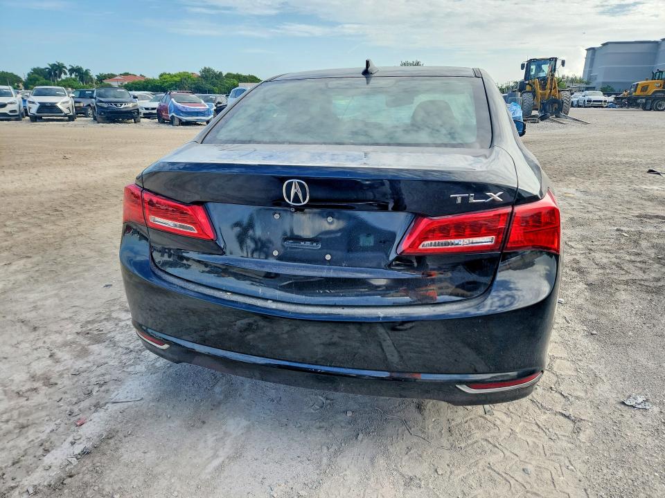 58592156 :رقم المزاد ، 19UUB1F58JA008784 vin ، 2018 Acura Tlx مزاد بيع