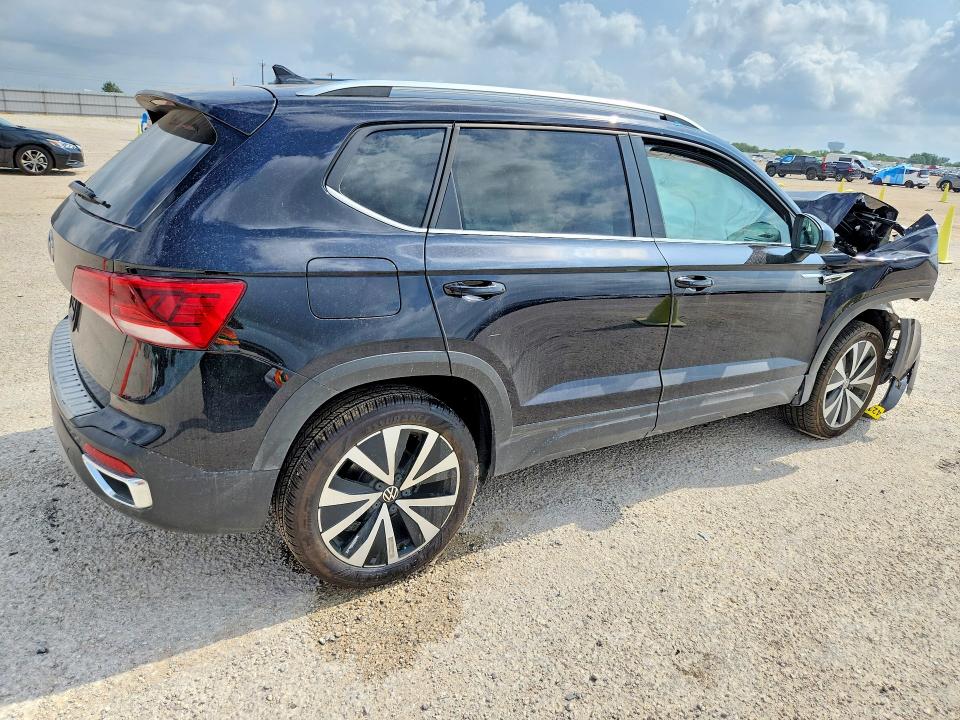 Продаж на аукціоні авто 2023 Volkswagen Taos, vin: 3VVEX7B26PM381581, номер лоту: 56574766
