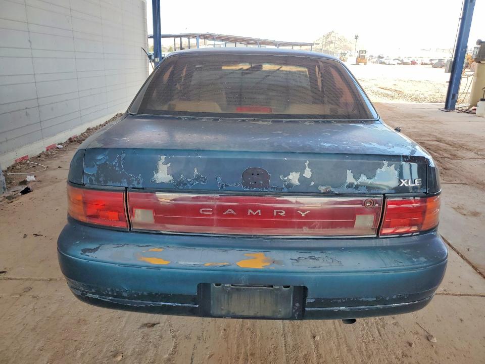 1994 Toyota Camry მანქანა იყიდება აუქციონზე, vin: 4T1SK13EXRU372026, აუქციონის ნომერი: 58140496