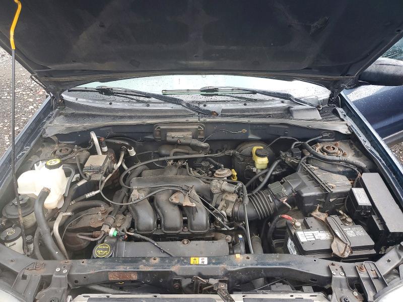 57859136 :رقم المزاد ، 1FMYU04131KC39490 vin ، 2001 Ford Escape مزاد بيع