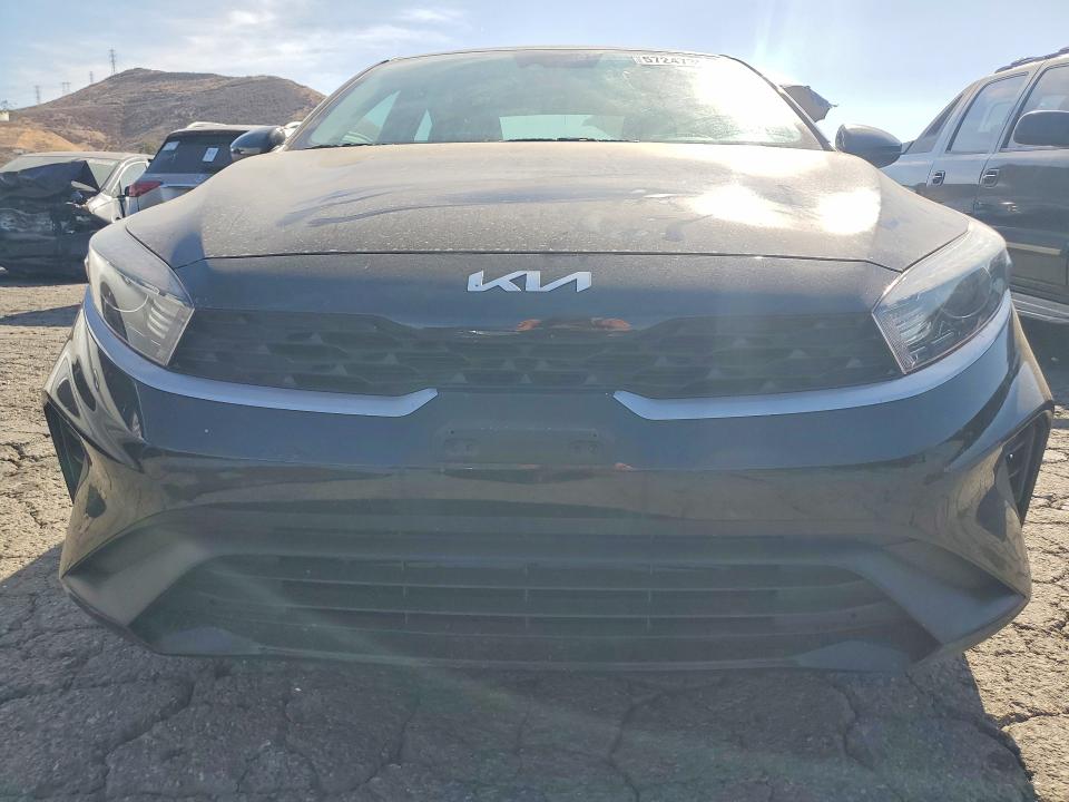 57247356 :رقم المزاد ، 3KPF24AD0PE508502 vin ، 2023 Kia Forte مزاد بيع